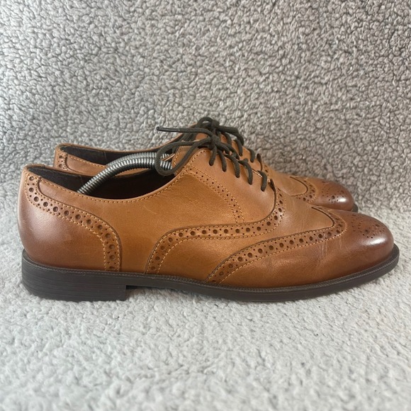 Cole Haan Essentials Men's size 9.5 Brown Wingtip Oxford Leaher Shoes C25805 - Picture 4 of 9